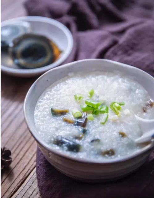 Congee With Preserved Egg And Lean Meat皮蛋瘦肉粥 