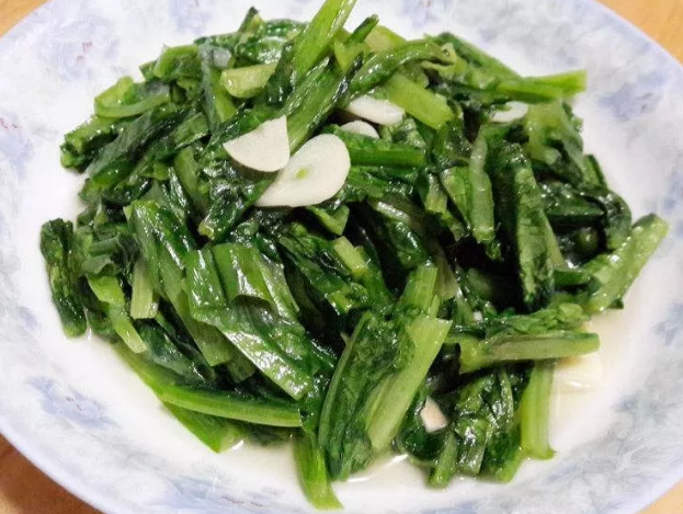 Stir- Fry Chinese Leaf Lettuce  清炒油麦菜