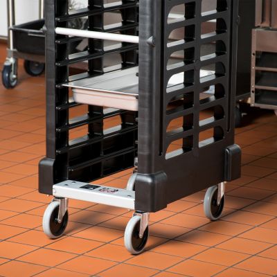 RUBBERMAID 18 Slot End Loader Rack (Full Size Insert Pans) FG331700BLA